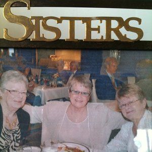 Meet your Posher, Janet